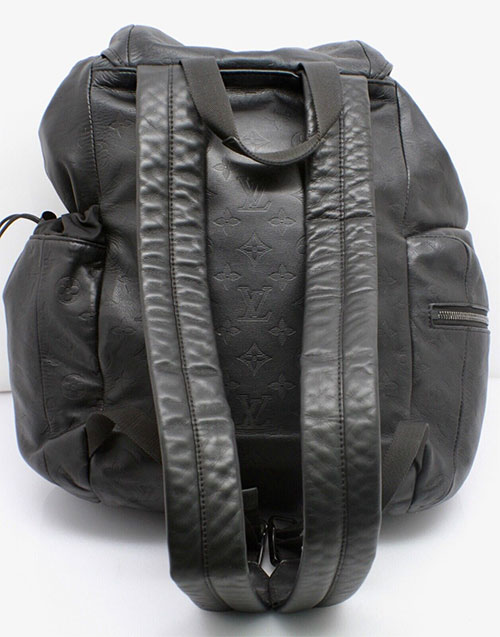 Louis Vuitton GM Calfskin Monogram Shadow Discovery Backpack Black-