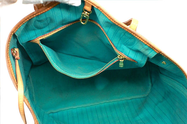 Louis Vuitton Limited Edition Green Monogram V Handbag