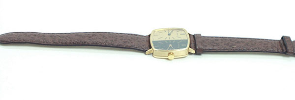 Baume Mercier 18kt Yellow Gold Dual Time Zone Watch